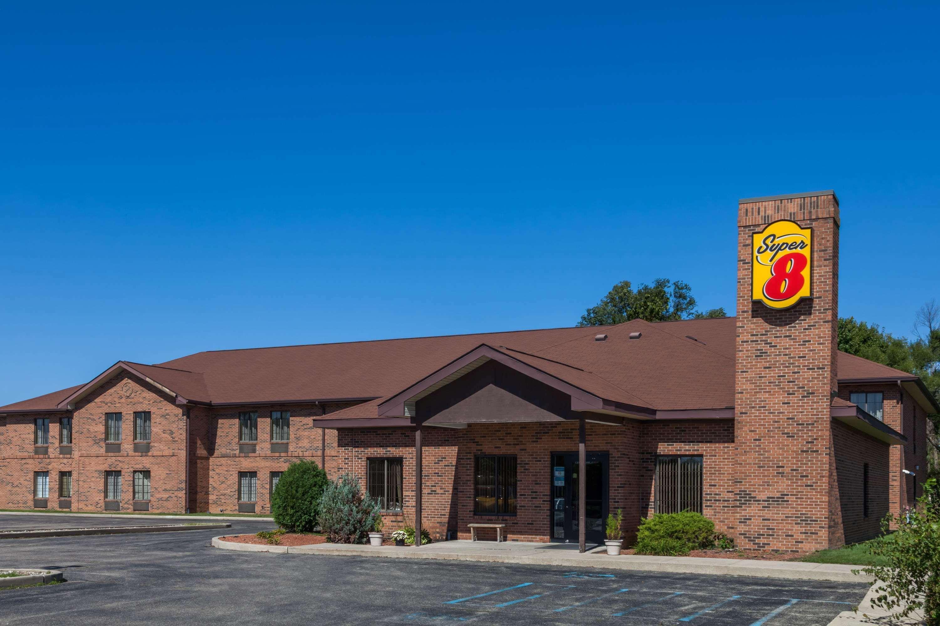 Super 8 By Wyndham Rochester Buitenkant foto